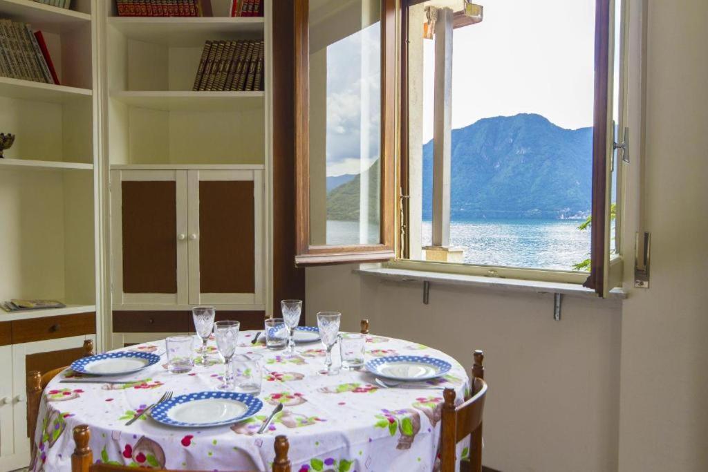 Apartment With Lake View Sala Comacina Exterior photo